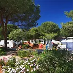 Kemping Accueillante Avec Terrasse - Api-1-52-1898 Marbella